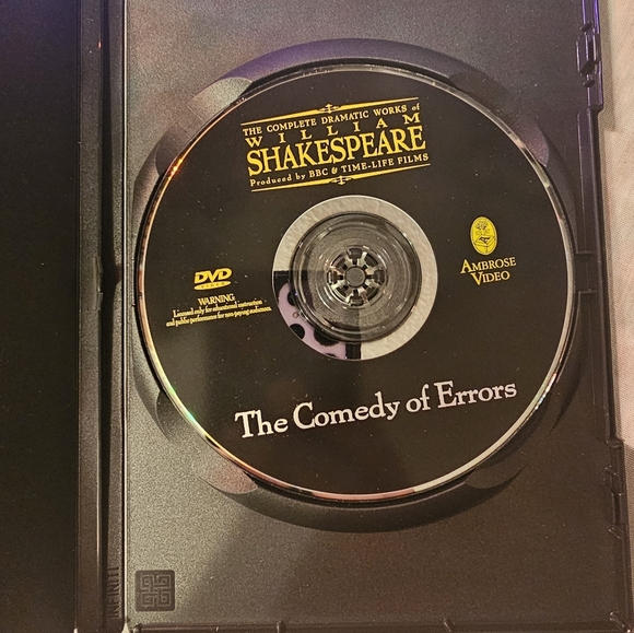 The complete dramatic works of William Shakespeare 4 movie dvd set - Picture 4 of 6